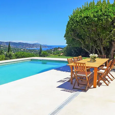 Sainte-maxime Sleeps 10 Pool Wifi *